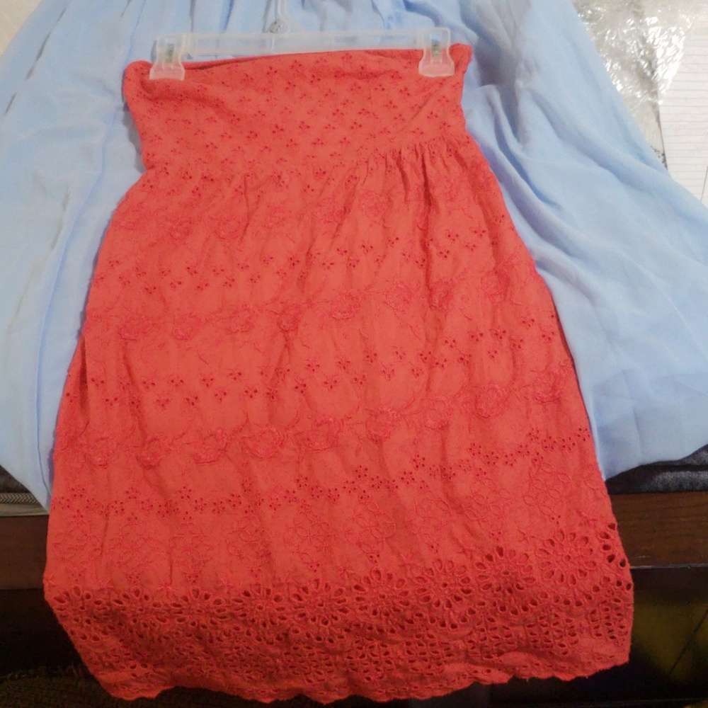 strapless dress